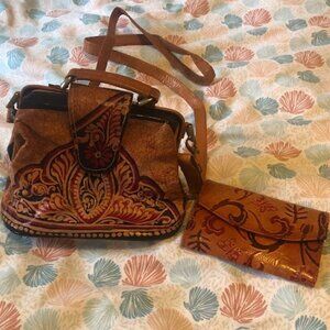 Vintage Hand-Tooled Leather Bohemian Western Crossbody Mini Bag W/ Wallet